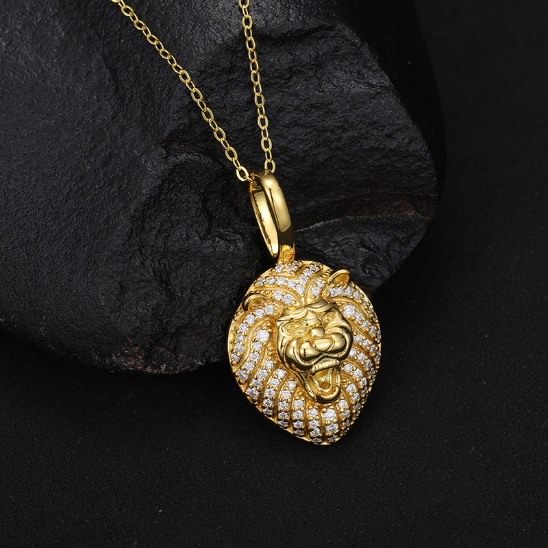 Pavé Moissanite Mini Lion Head Pendant – 0.6ct DEW - Image 7