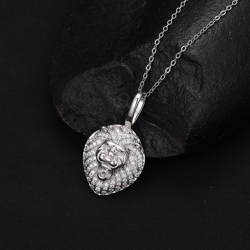 Pavé Moissanite Mini Lion Head Pendant – 0.6ct DEW - Image 8