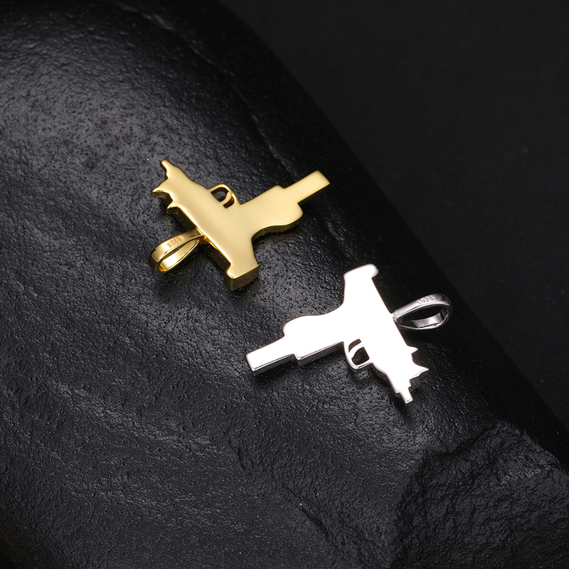 Moissanite Gun-Shaped Pendant – 0.5ct DEW - Image 9