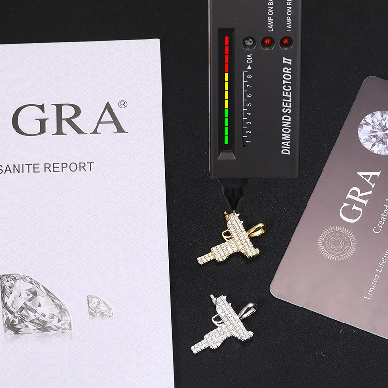 Moissanite Gun-Shaped Pendant – 0.5ct DEW - Image 10