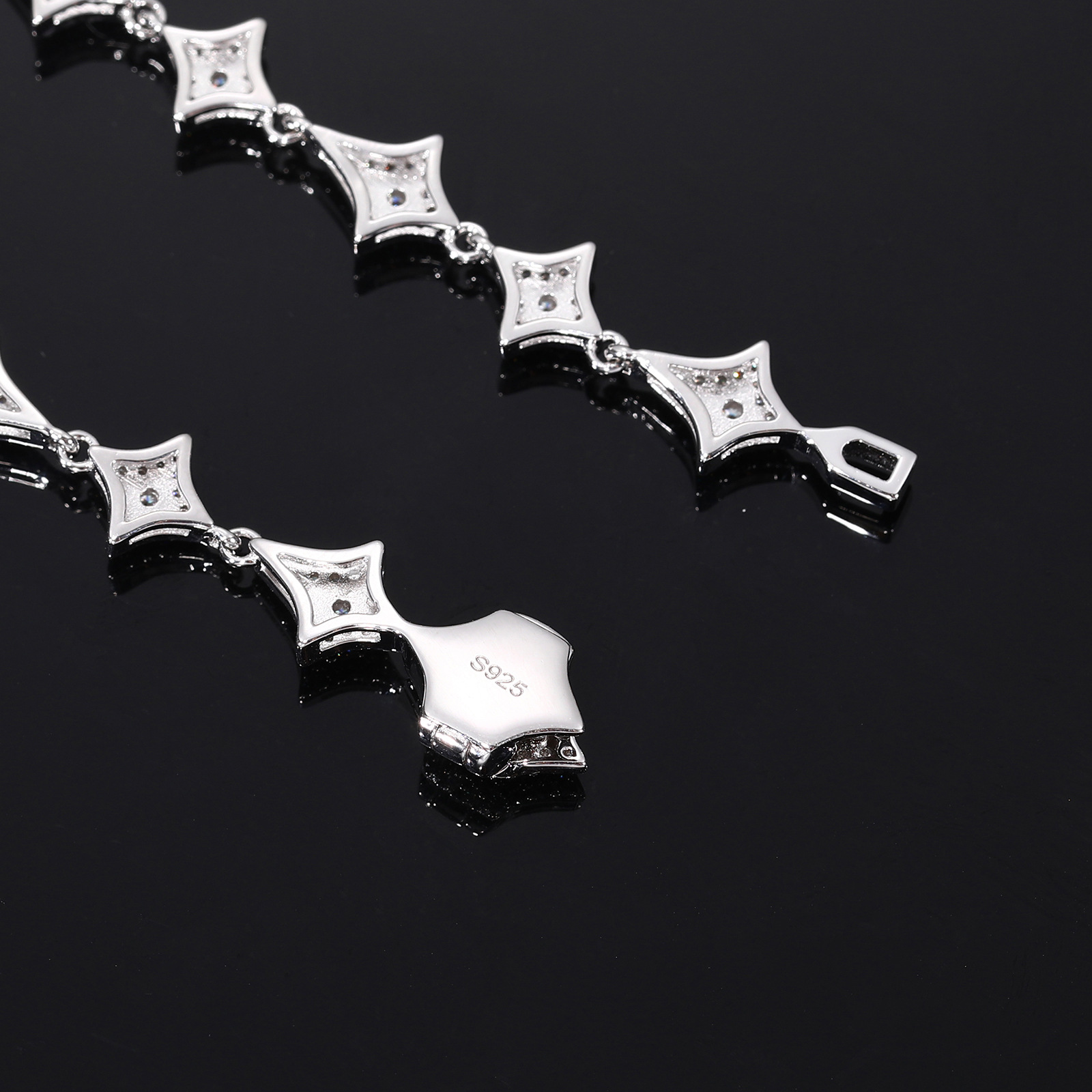 Four-Point Star Moissanite Link Bracelet – 8mm - Image 6