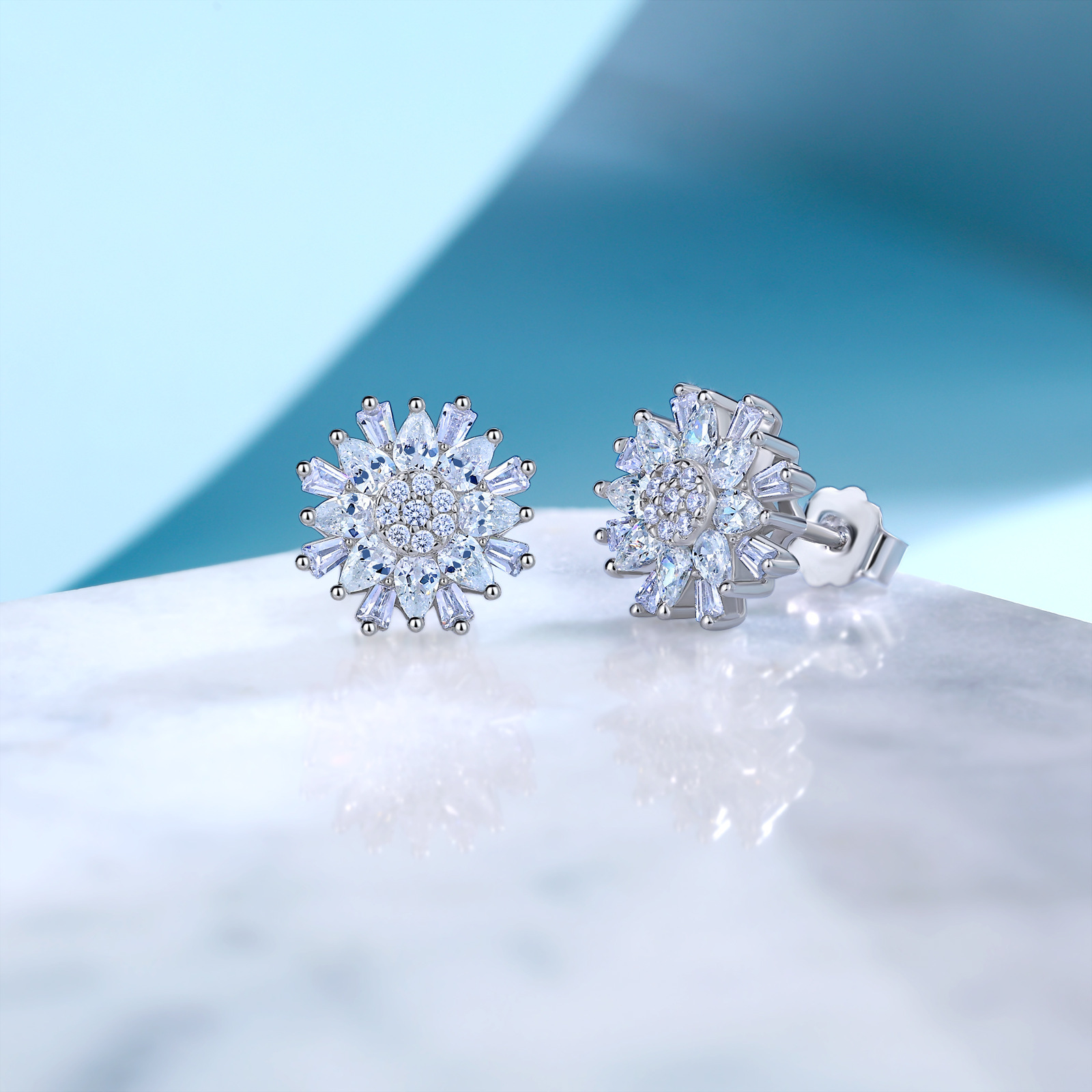 Pear & Baguette Moissanite Snowflake Stud Earrings – 0.8ct DEW Each - Image 4