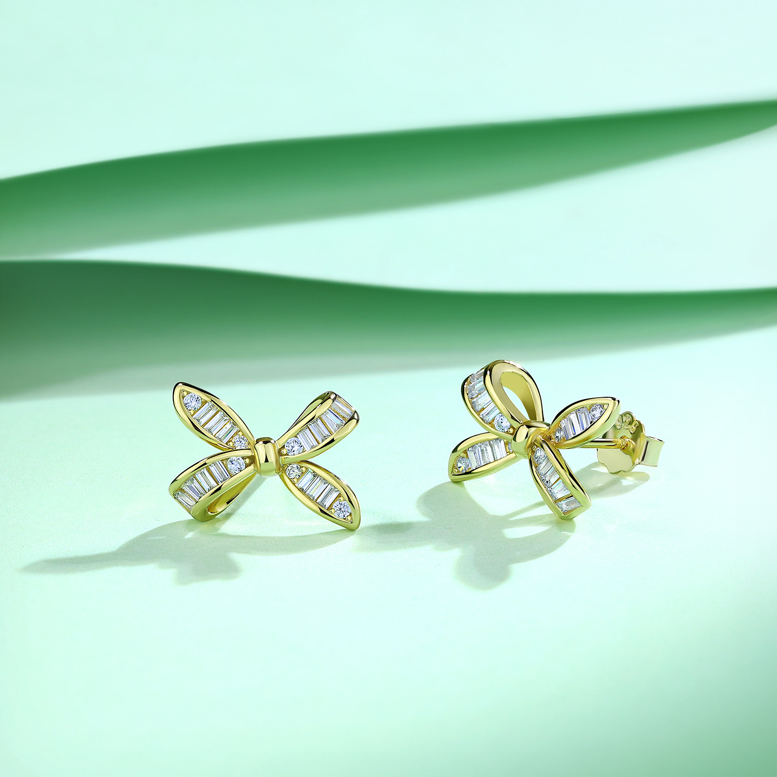 Baguette Bow Moissanite Stud Earrings – 0.3ct DEW Each - Image 5