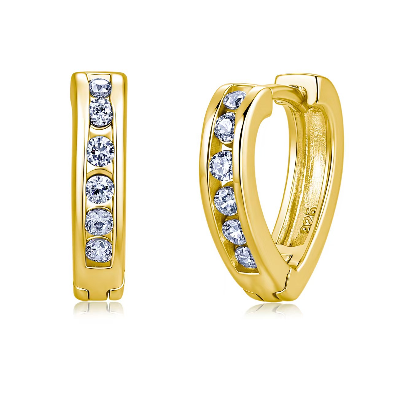 Heart-Shaped Moissanite Huggie Hoop Earrings – 0.2ct DEW Each