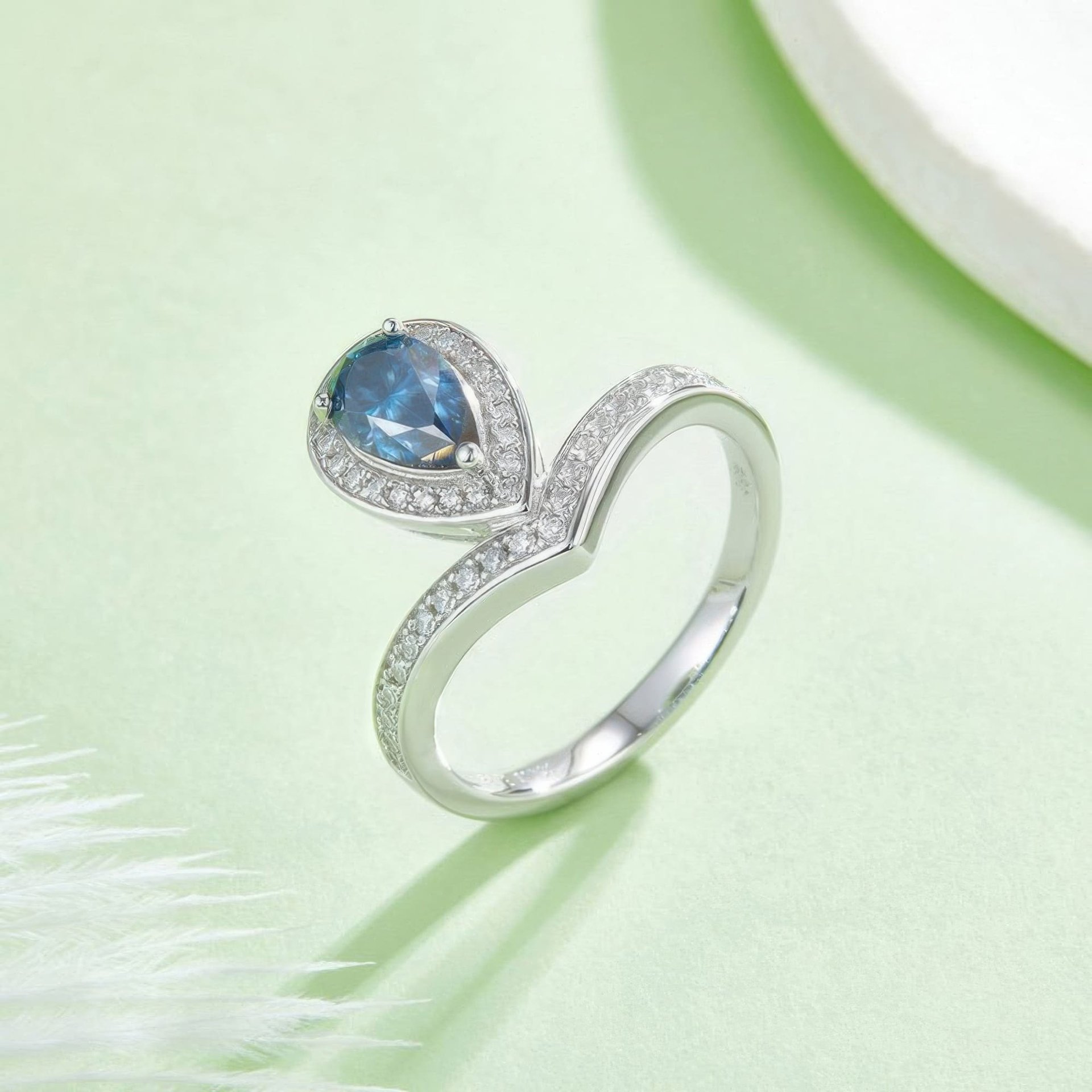 1ct Pear-Cut Moissanite V-Band Ring | Halo Solitaire | 925 Sterling Silver - Image 7
