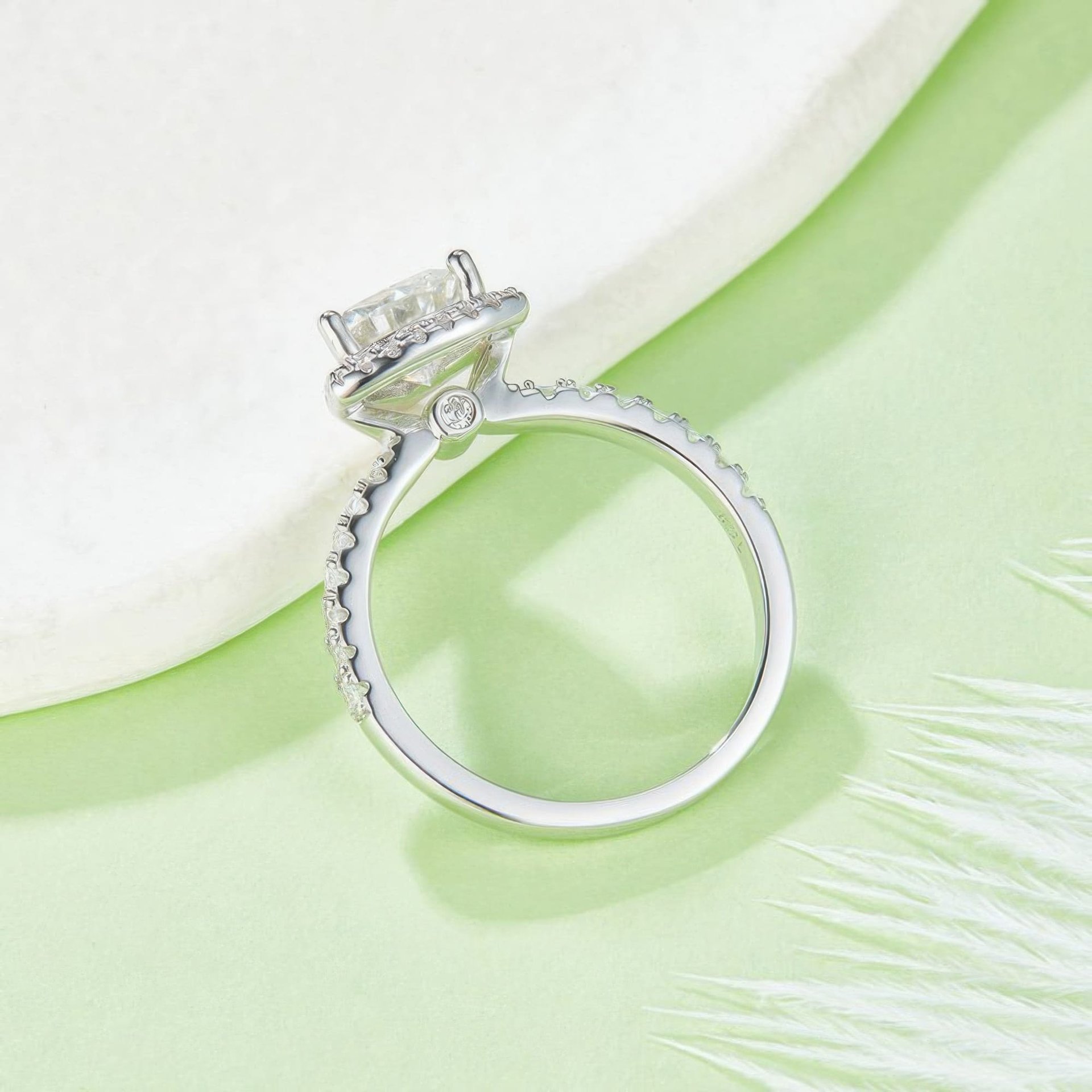 Trillion-Cut Triangle Moissanite Ring | 1ct DEF Halo 925 Silver Statement Ring - Image 4