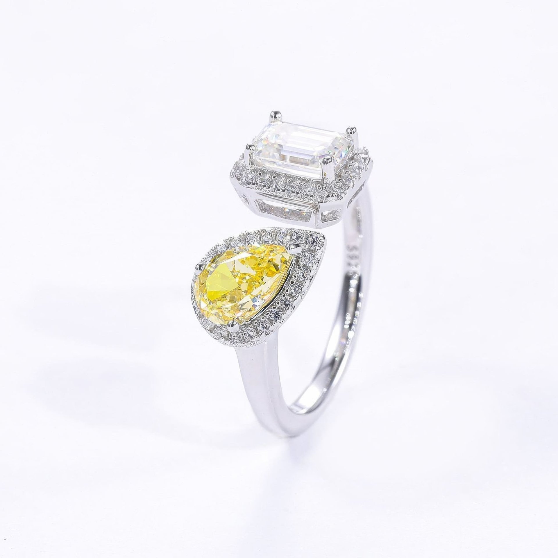 Emerald & Pear Cut Moissanite Toi et Moi Ring | 925 Silver Double Halo Open Band - Image 9