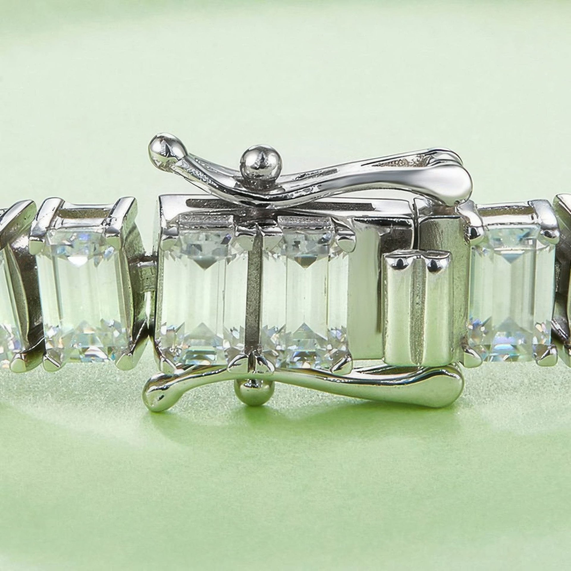 Emerald-Cut Moissanite Tennis Bracelet | 925 Silver, Rhodium-Plated | 0.5ct DEW per Stone - Image 4