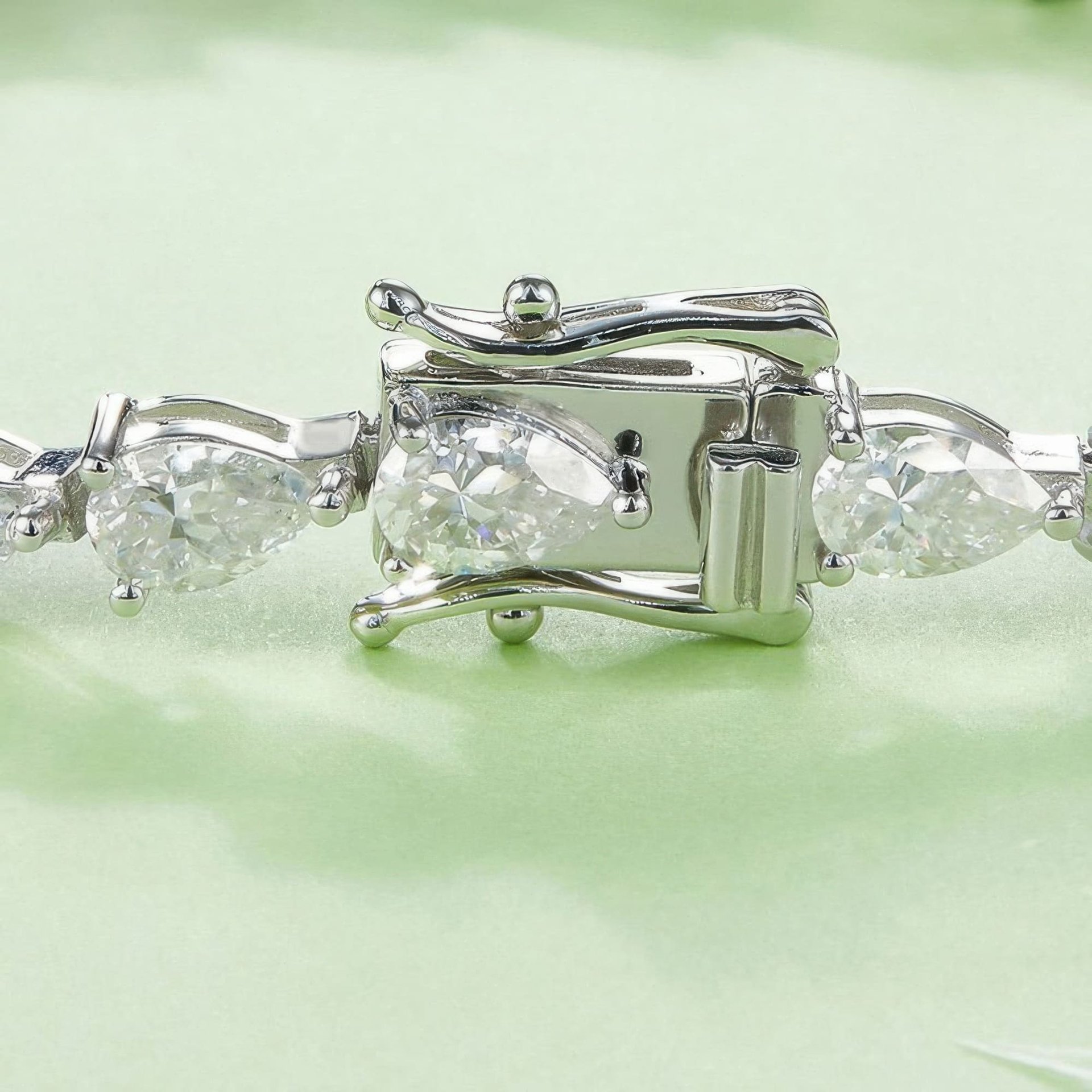 Heart-Cut Moissanite Tennis Bracelet | 925 Sterling Silver White Gold Plated | 6.5-8 in - Image 4