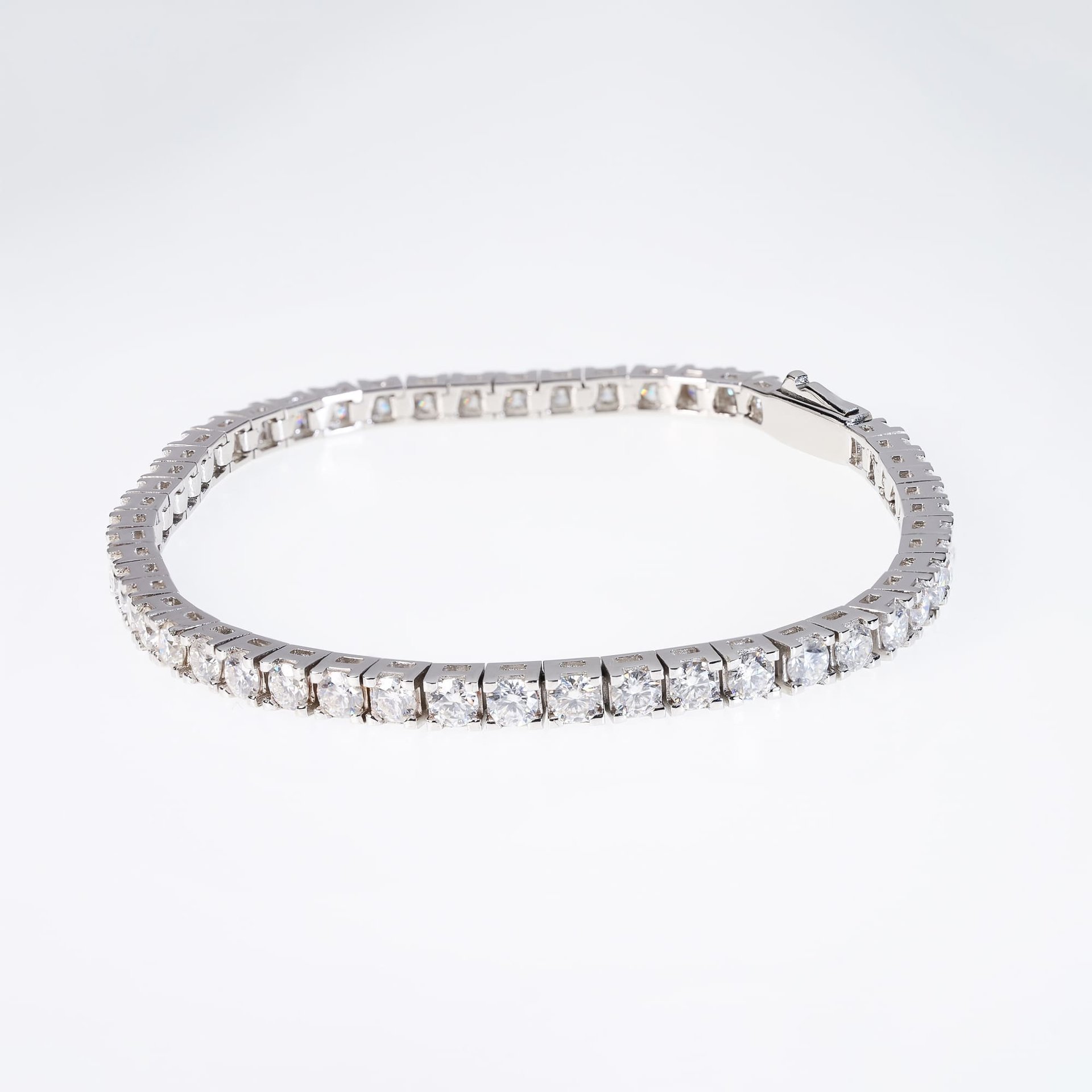 3mm Moissanite Tennis Bracelet | 18K White Gold Plated 925 Silver | Round-Cut Single Row