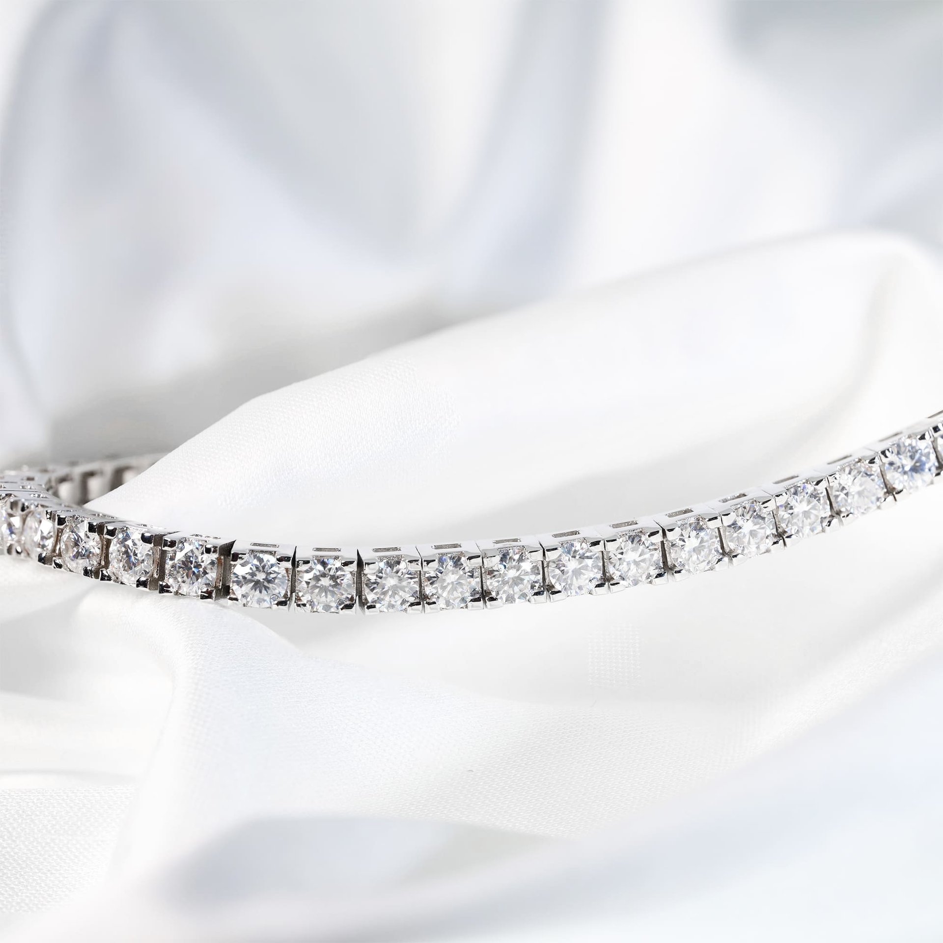 3mm Moissanite Tennis Bracelet | 18K White Gold Plated 925 Silver | Round-Cut Single Row - Image 4