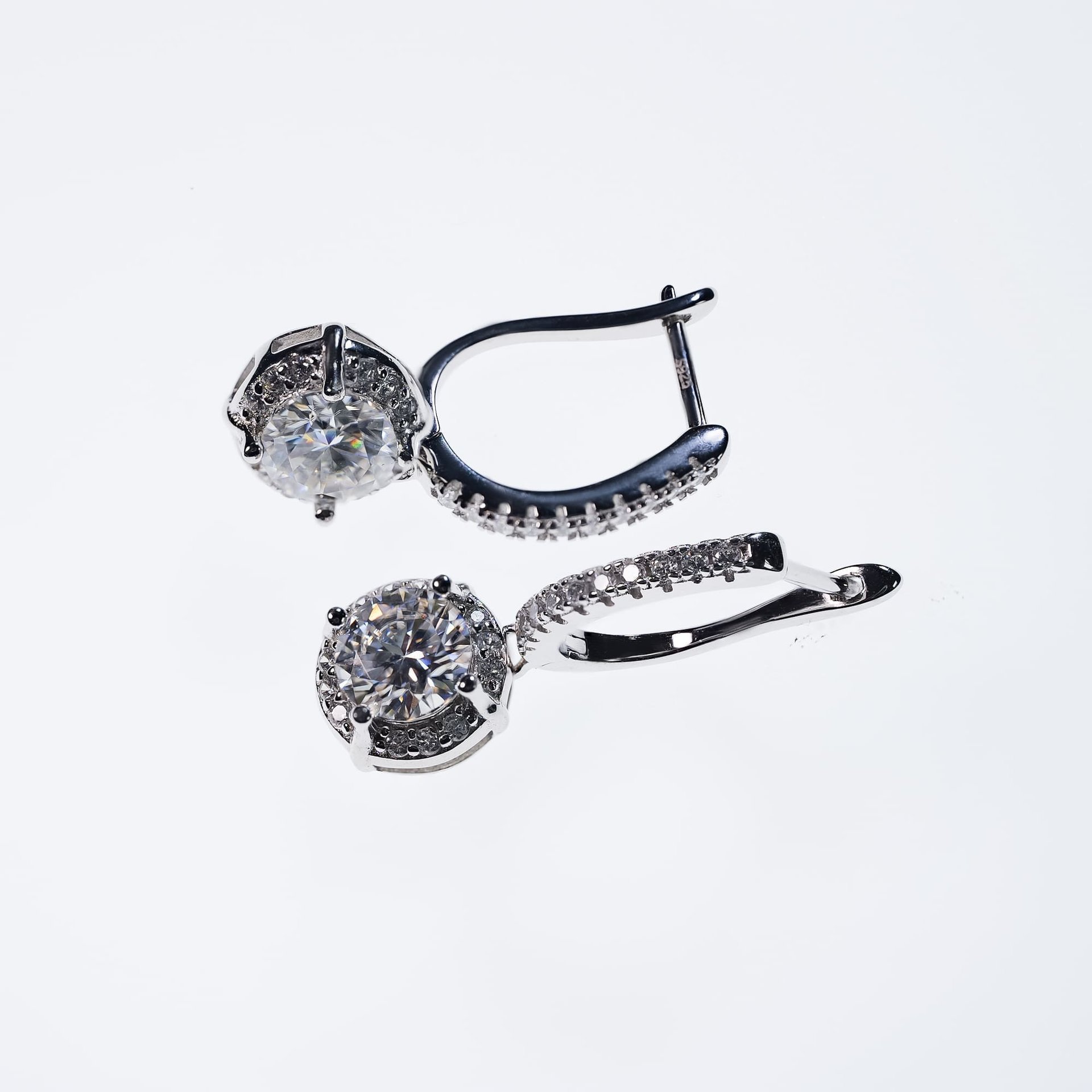 1ct Brilliant-Cut Moissanite Halo Drop Earrings | DEF VVS on Pavé Leverback | 925 White-Gold-Plated Silver - Image 5