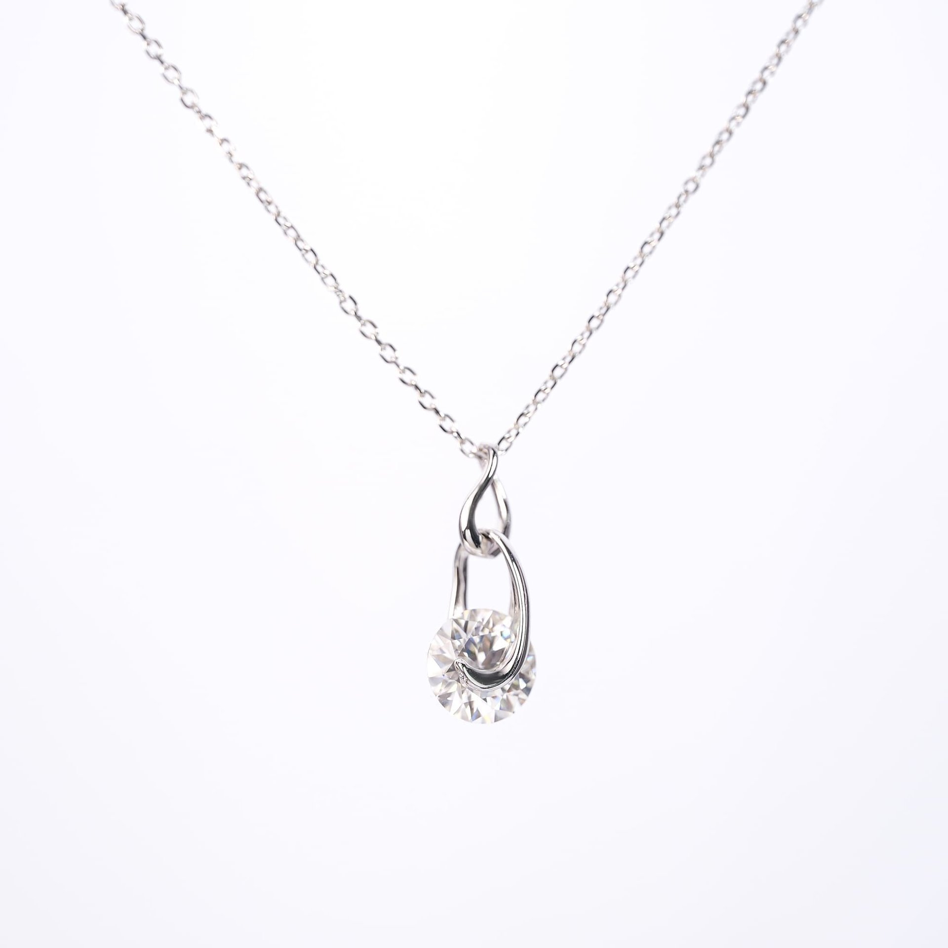 2ct Moissanite Spinning Pendant Necklace | Round Brilliant in Looped Silver Frame | White Gold Plated
