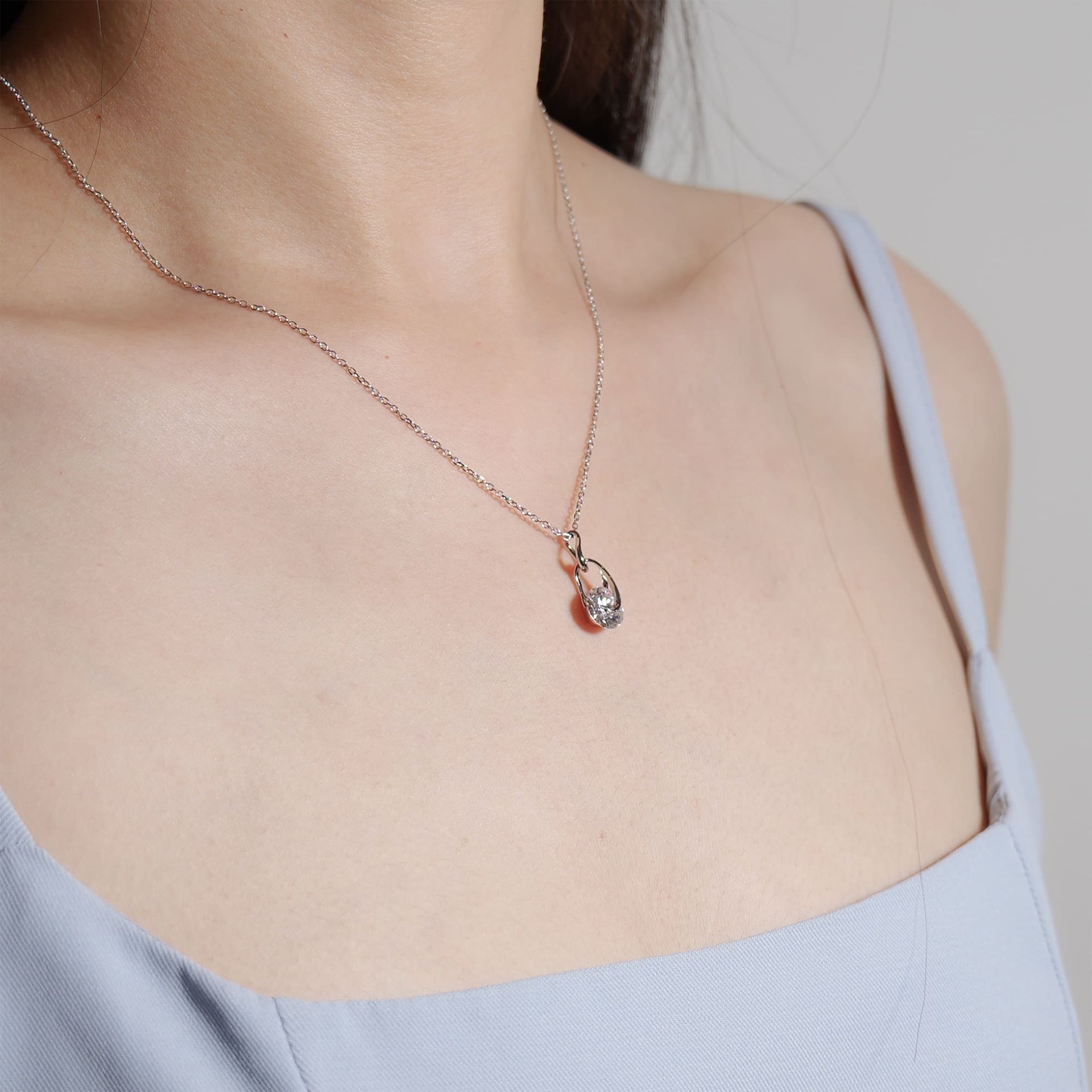2ct Moissanite Spinning Pendant Necklace | Round Brilliant in Looped Silver Frame | White Gold Plated - Image 3
