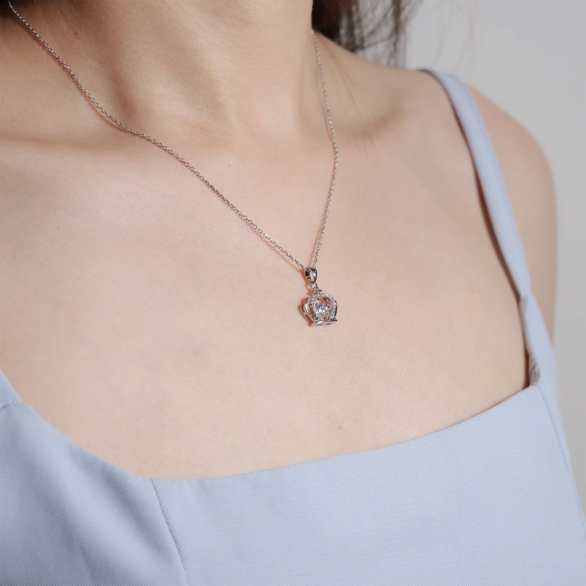 Crown Moissanite Pendant Necklace – 0.5ct DEW (5mm) 925 Silver - Image 3