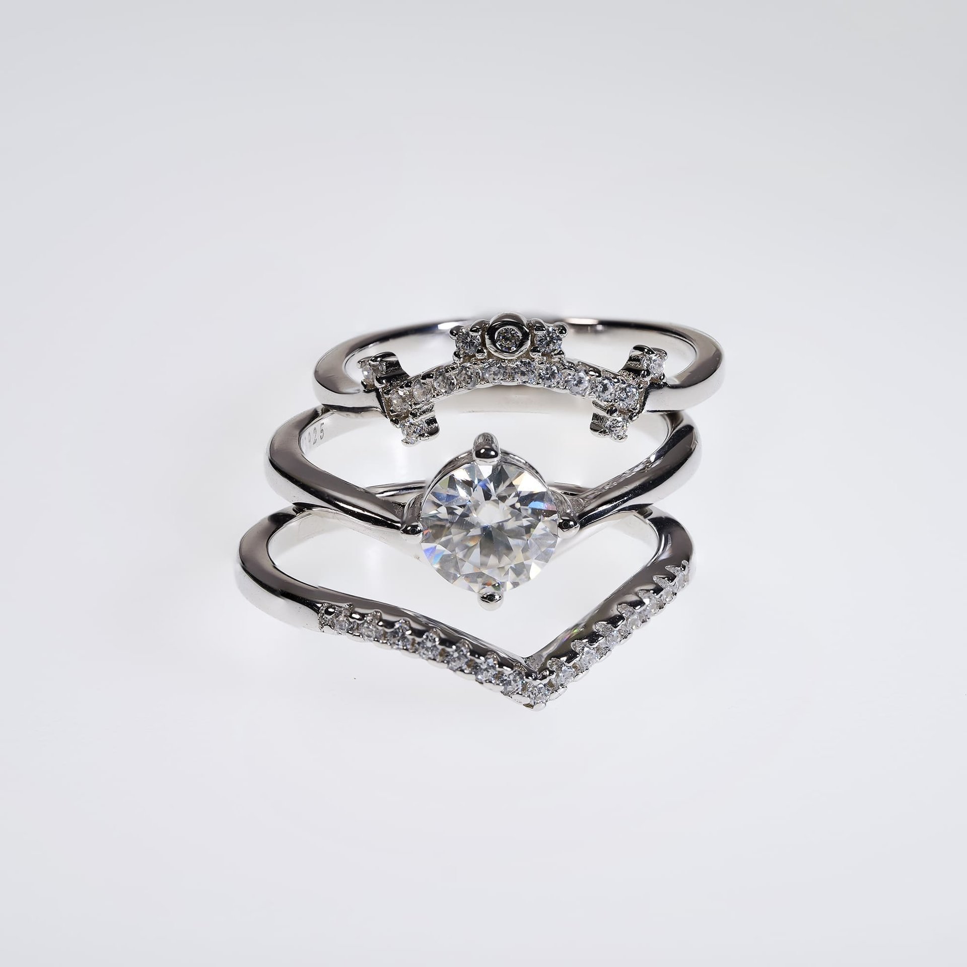 Moissanite Crown Stackable Engagement Ring Set – 0.8ct DEW