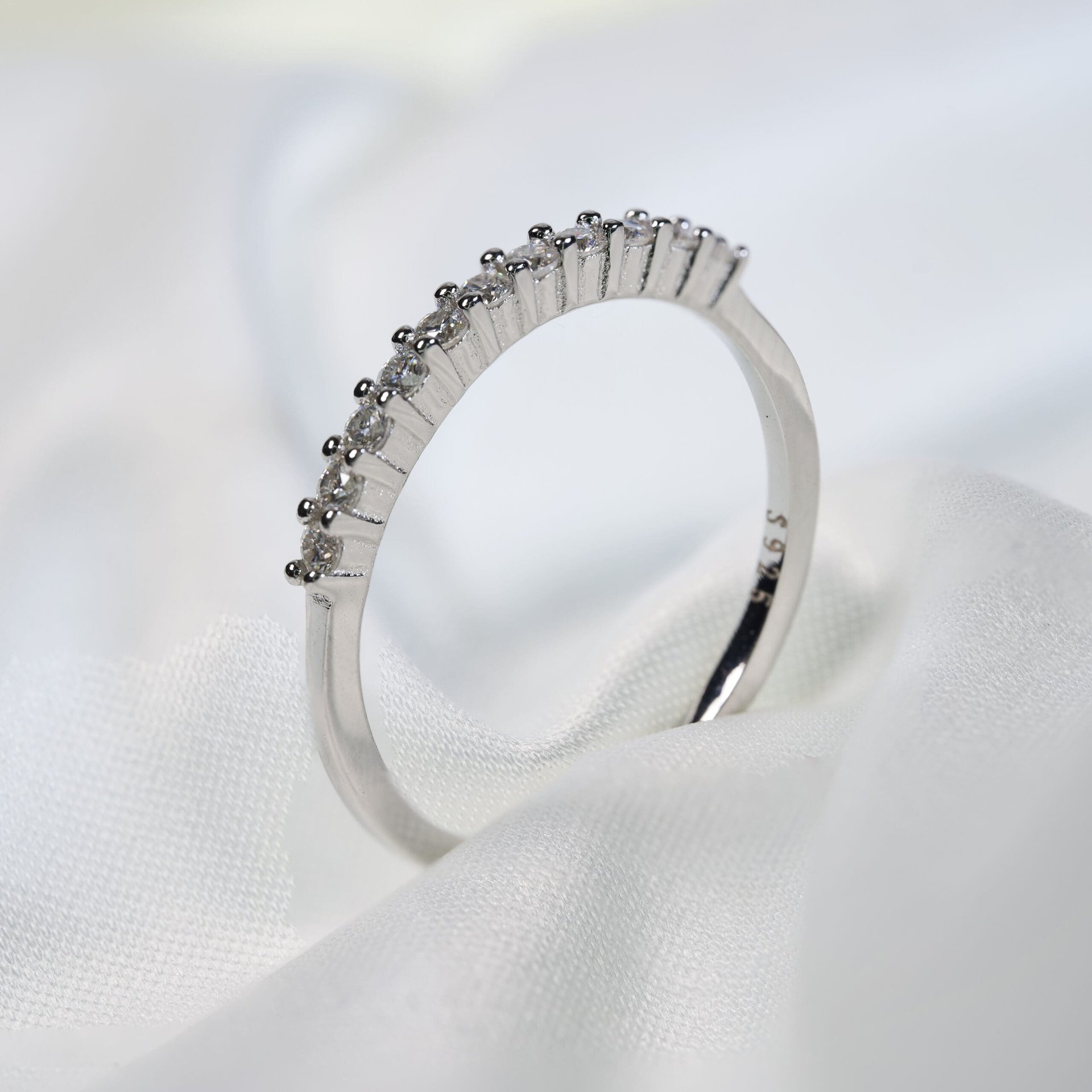 Moissanite Half-Eternity Band | Round-Cut Pavé Wedding & Anniversary Ring in White-Gold-Plated 925 Silver - Image 5