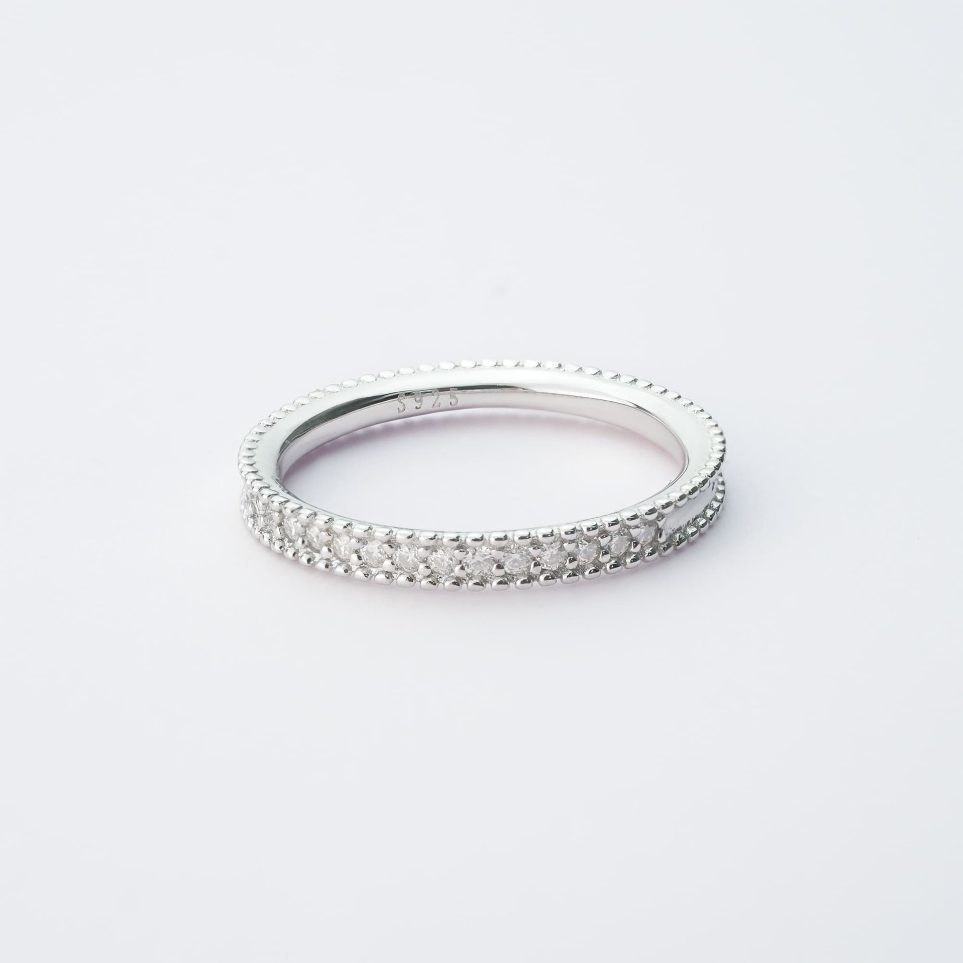 Moissanite Pavé Wedding Band – Milgrain 925 Silver