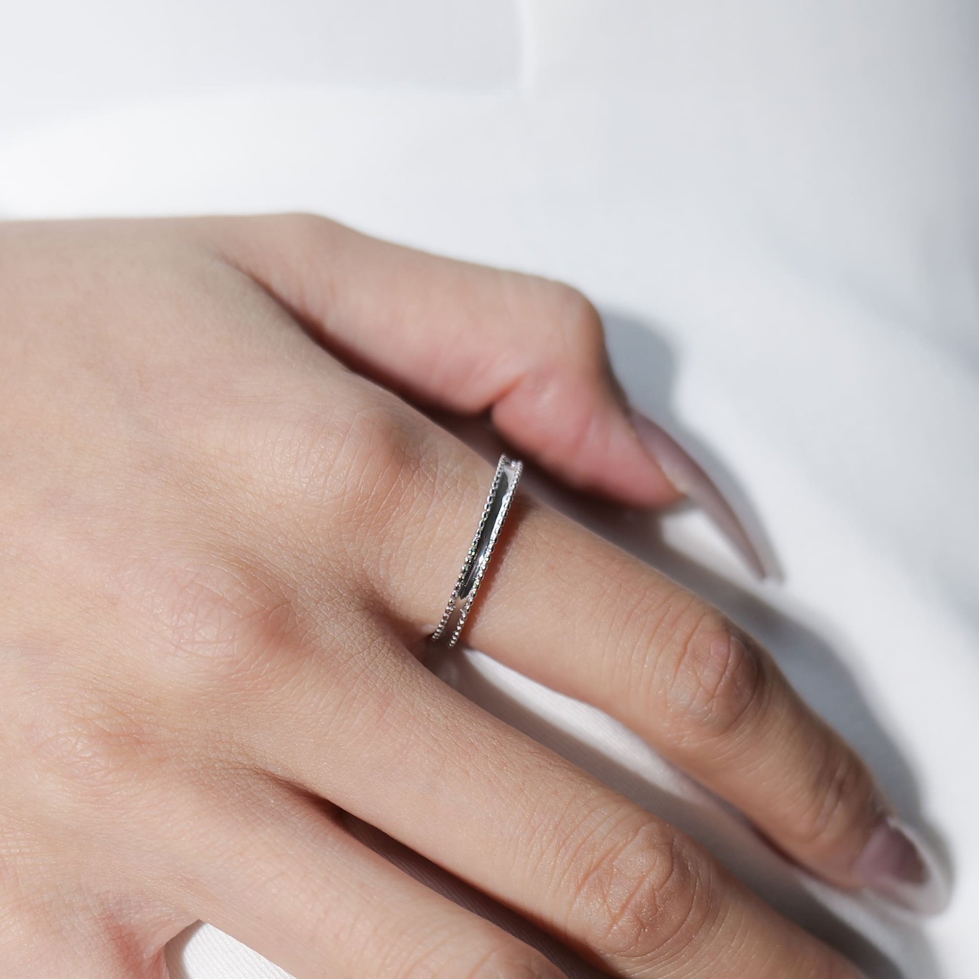 Moissanite Pavé Wedding Band – Milgrain 925 Silver - Image 3