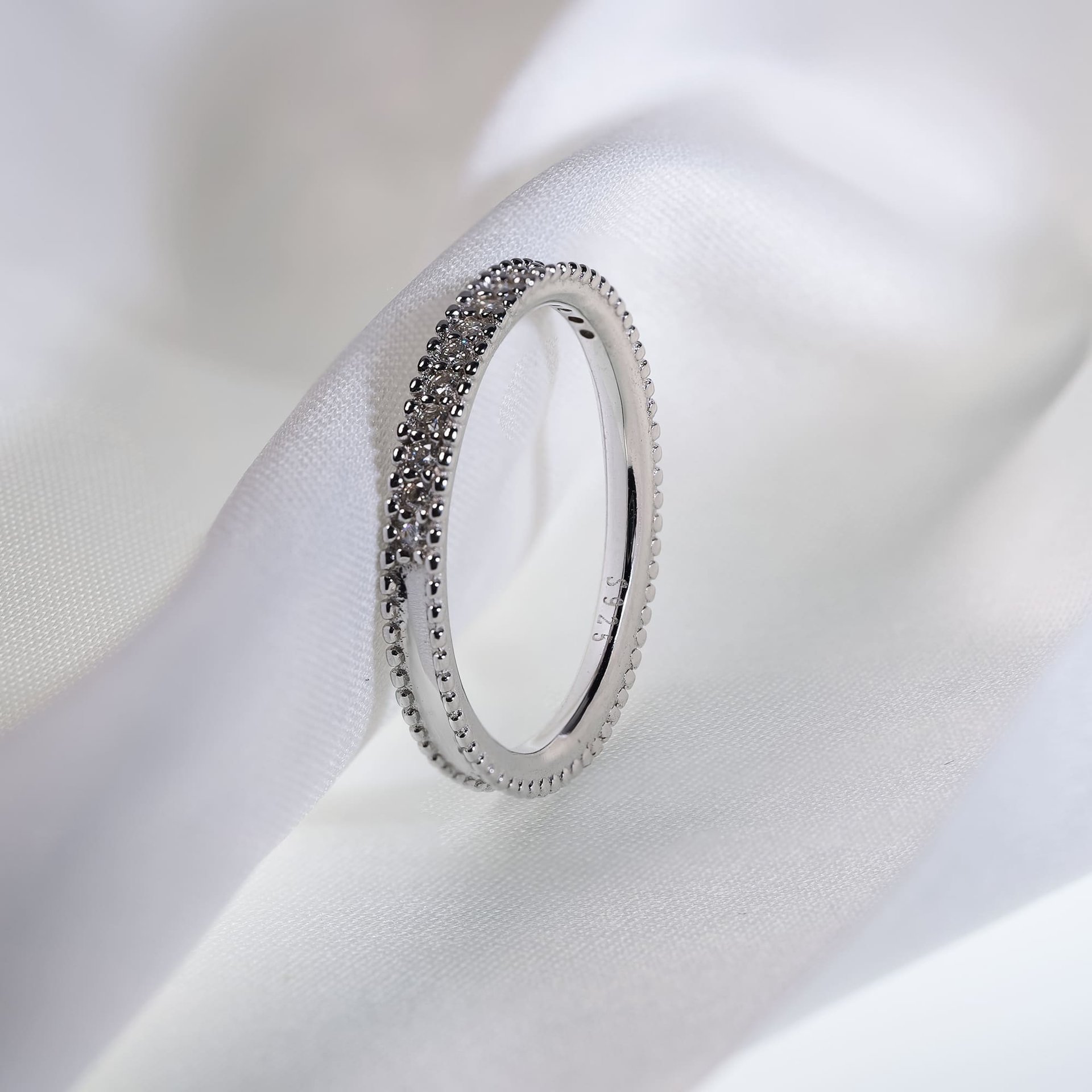 Moissanite Pavé Wedding Band – Milgrain 925 Silver - Image 4
