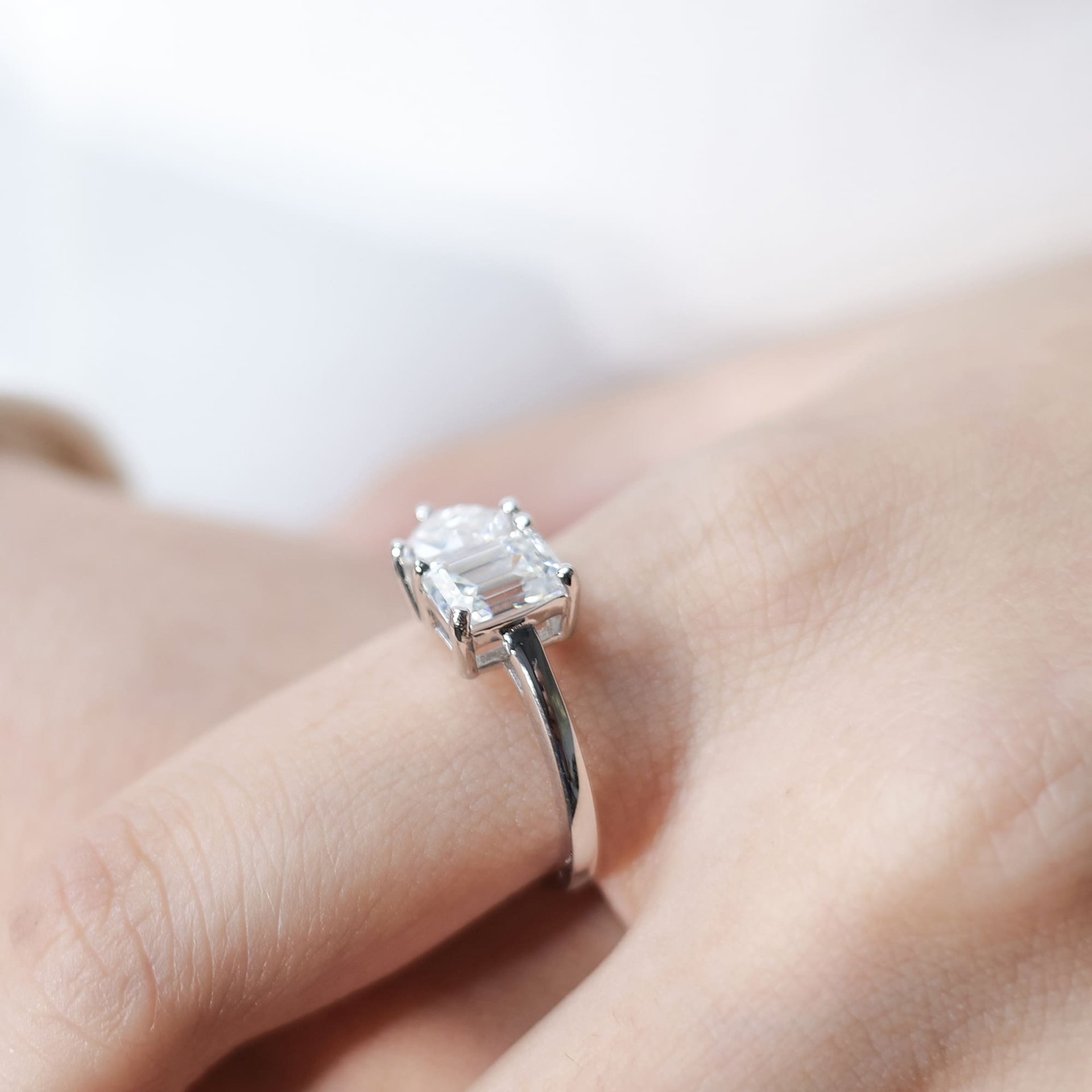 Toi et Moi Moissanite Ring – 2ct DEW Heart & Emerald Cut - Image 3