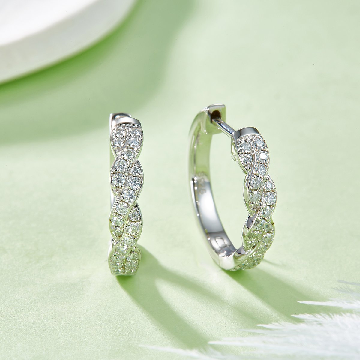 Twisted Rope Moissanite Huggie Earrings – 0.41ct DEW Each (0.82ct Pair) - Image 4