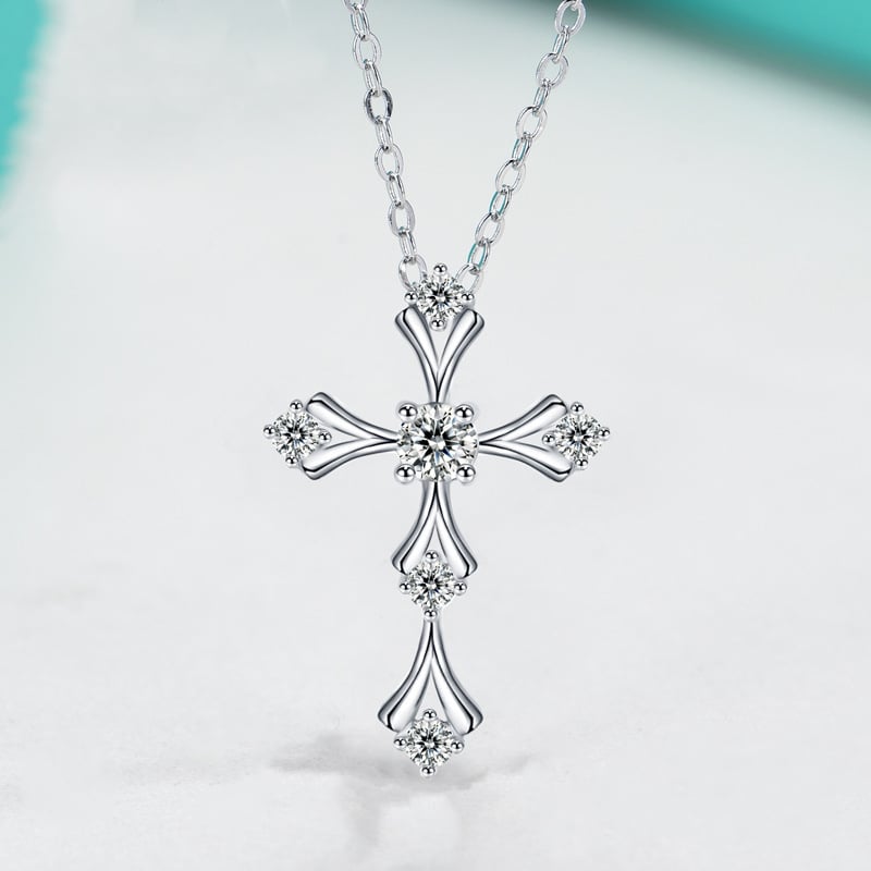 Gothic Cross Moissanite Necklace – 0.2ct DEW Fleur-de-Lis | White Gold 925 Silver - Image 4