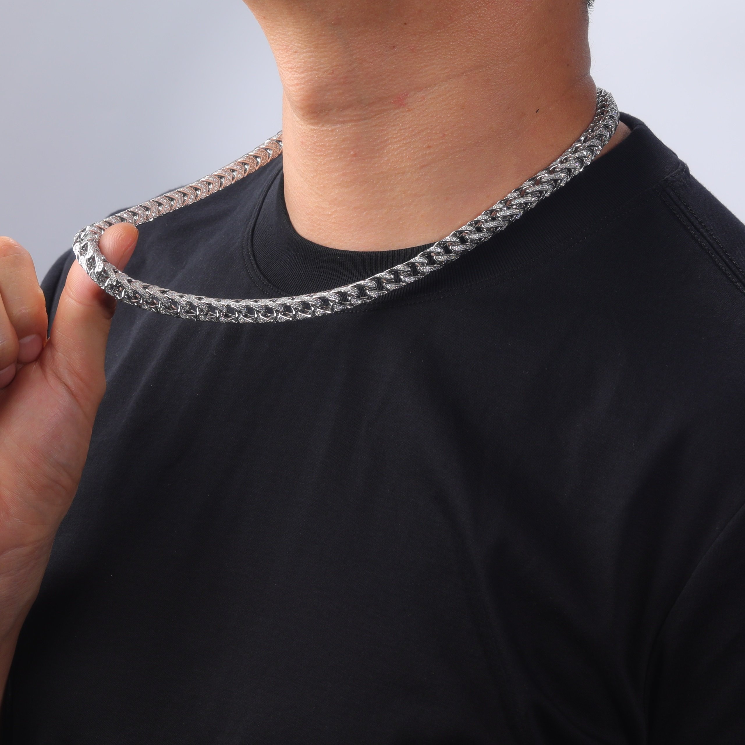 7mm Iced Cuban Link Moissanite Chain in 18K White Gold - Image 4