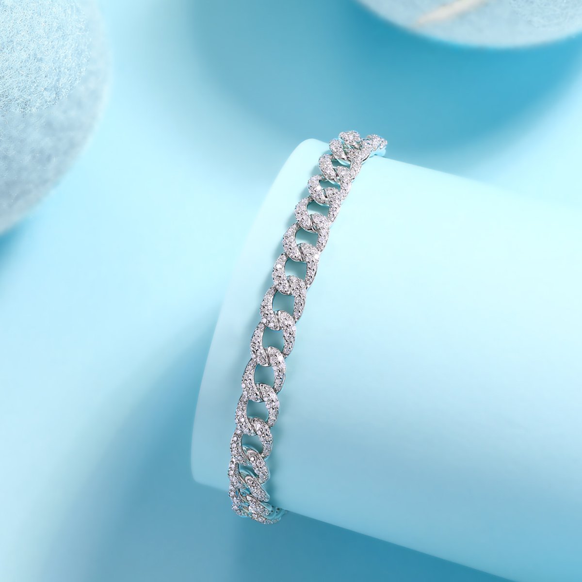 Pavé Cuban-Link Moissanite Bracelet - Image 3