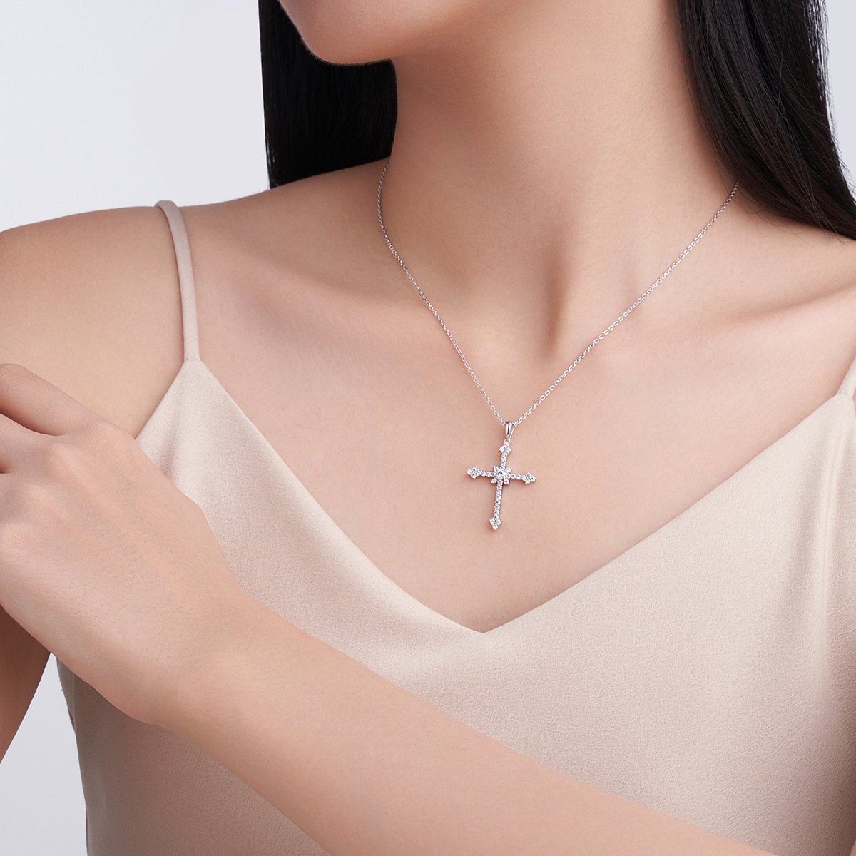 Moissanite Pavé Gothic Cross Pendant Necklace | White or Yellow Gold - Image 5