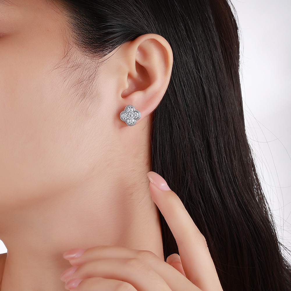 Four-Leaf Clover Moissanite Stud Earrings | 2.52ct DEW Milgrain Cluster - Image 6