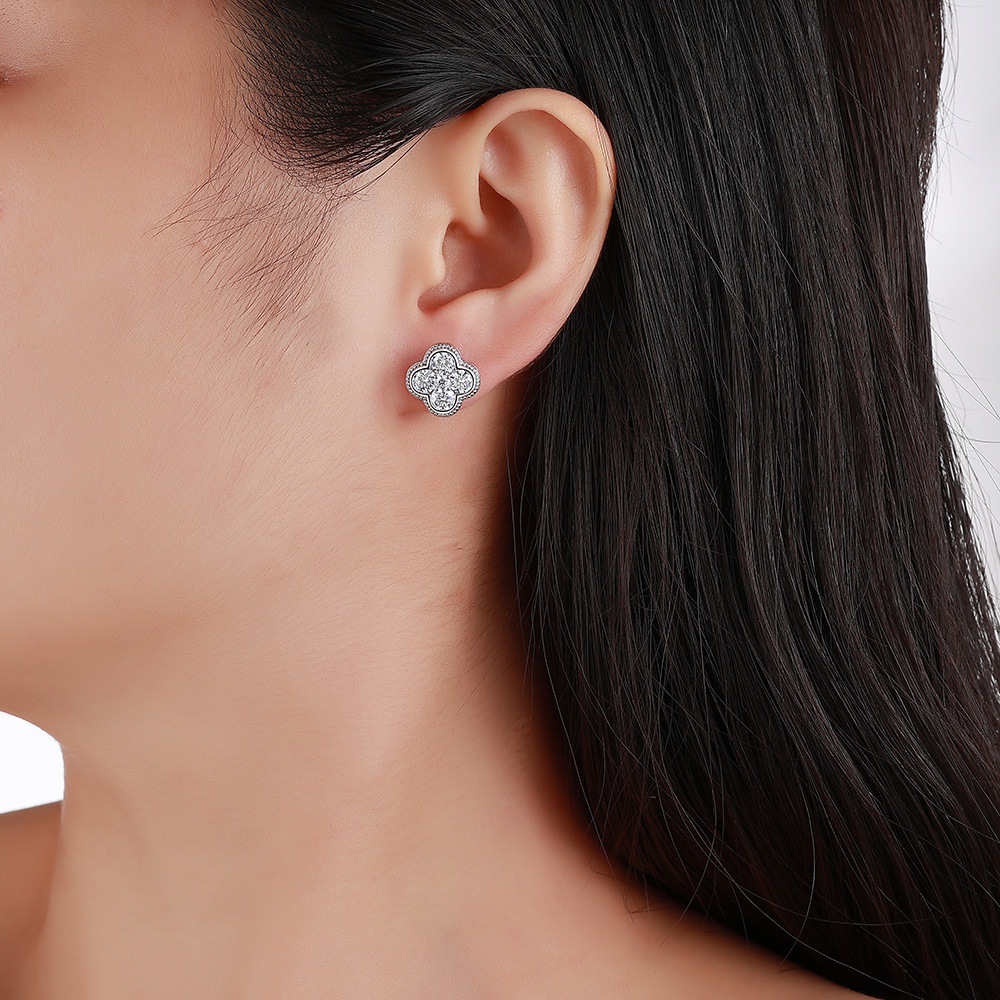 Four-Leaf Clover Moissanite Stud Earrings | 2.52ct DEW Milgrain Cluster - Image 7