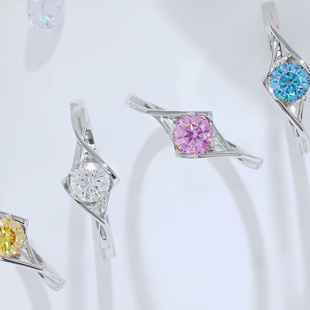 Angel Kiss Moissanite Ring | 0.5ct D Color Sweet Statement Ring product video thumbnail