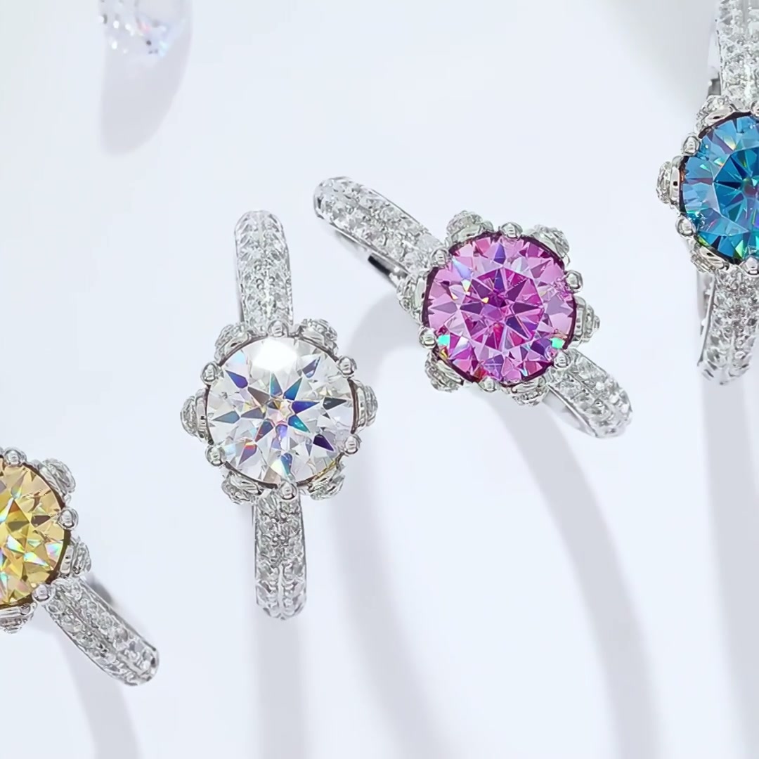 1.5ct Floral Moissanite Statement Ring product video thumbnail