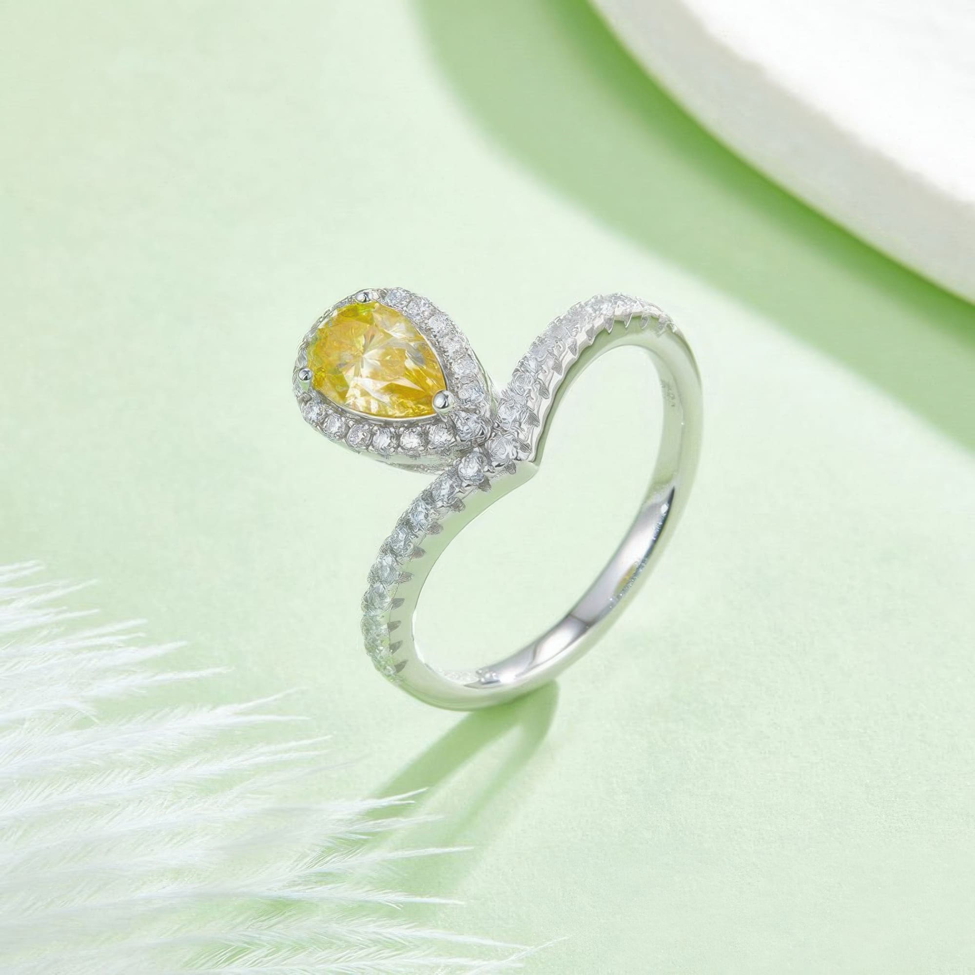 Vintage Crown Teardrop Moissanite Ring | 1CT D-Color Stone - Image 5