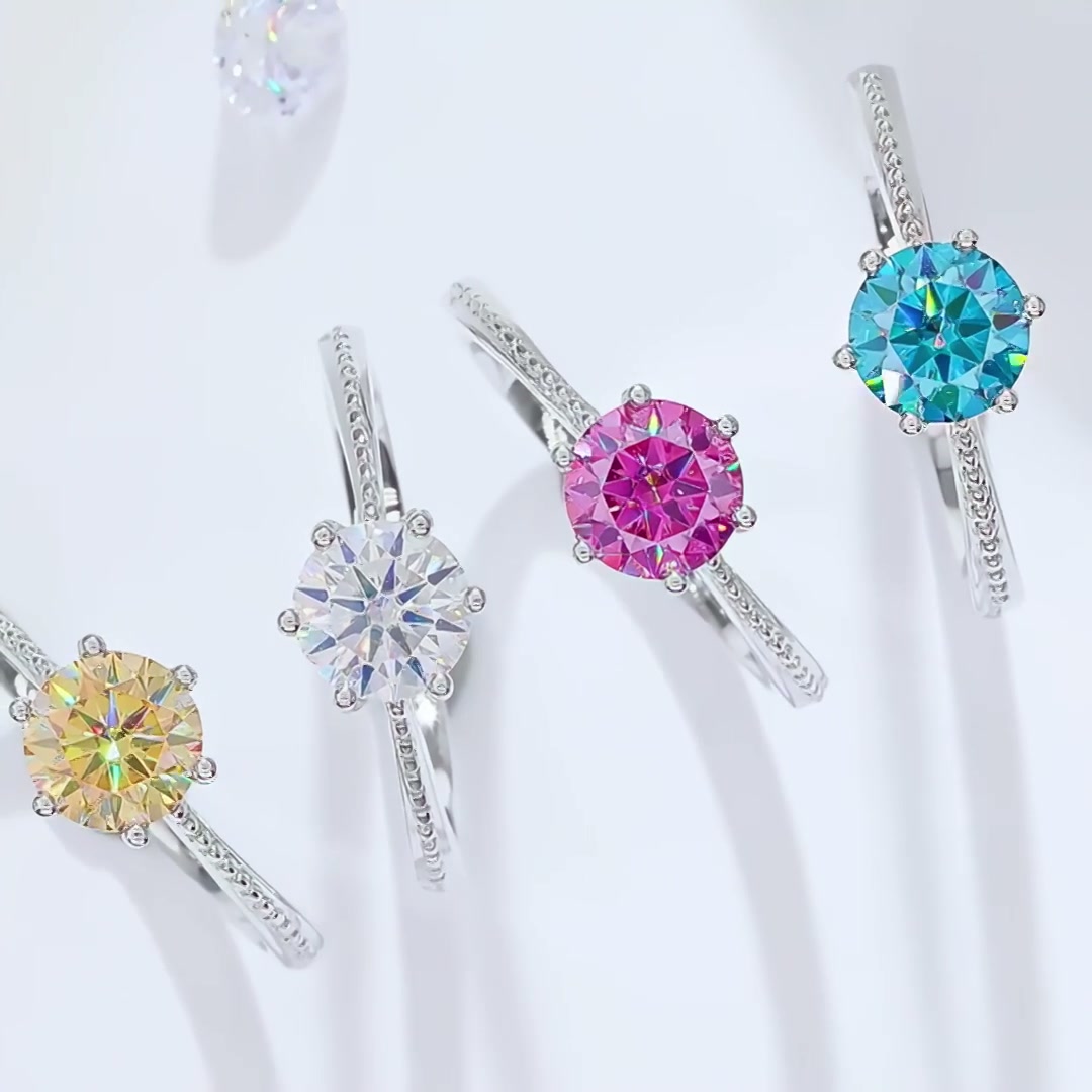 Classic Six Prong Moissanite Ring | 925 Silver with 1ct Stone product video thumbnail