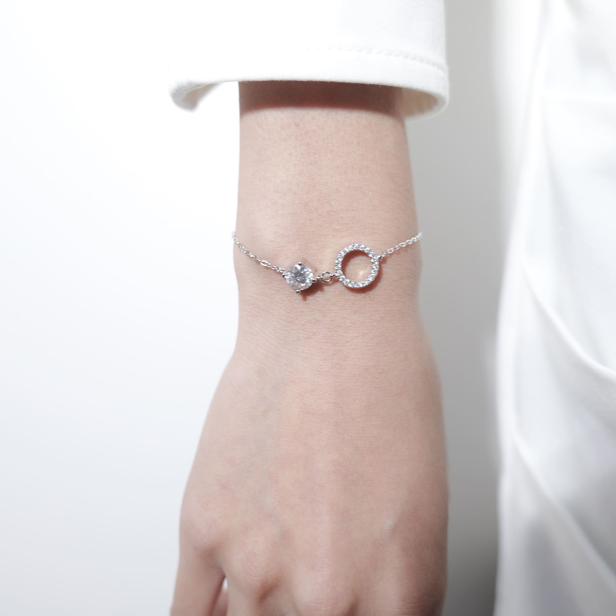 1CT Moissanite Charm Bracelet - 925 Silver with White Gold, Prong-Set Brilliance - alternate view