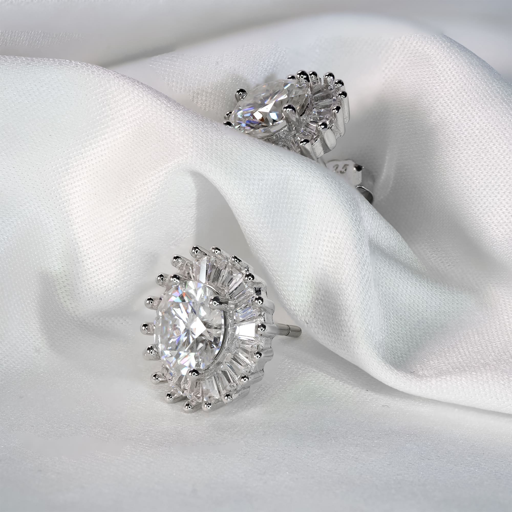 18-Step Princess Cut Moissanite Stud Earrings - 925 Silver with White Gold Plating - Image 5