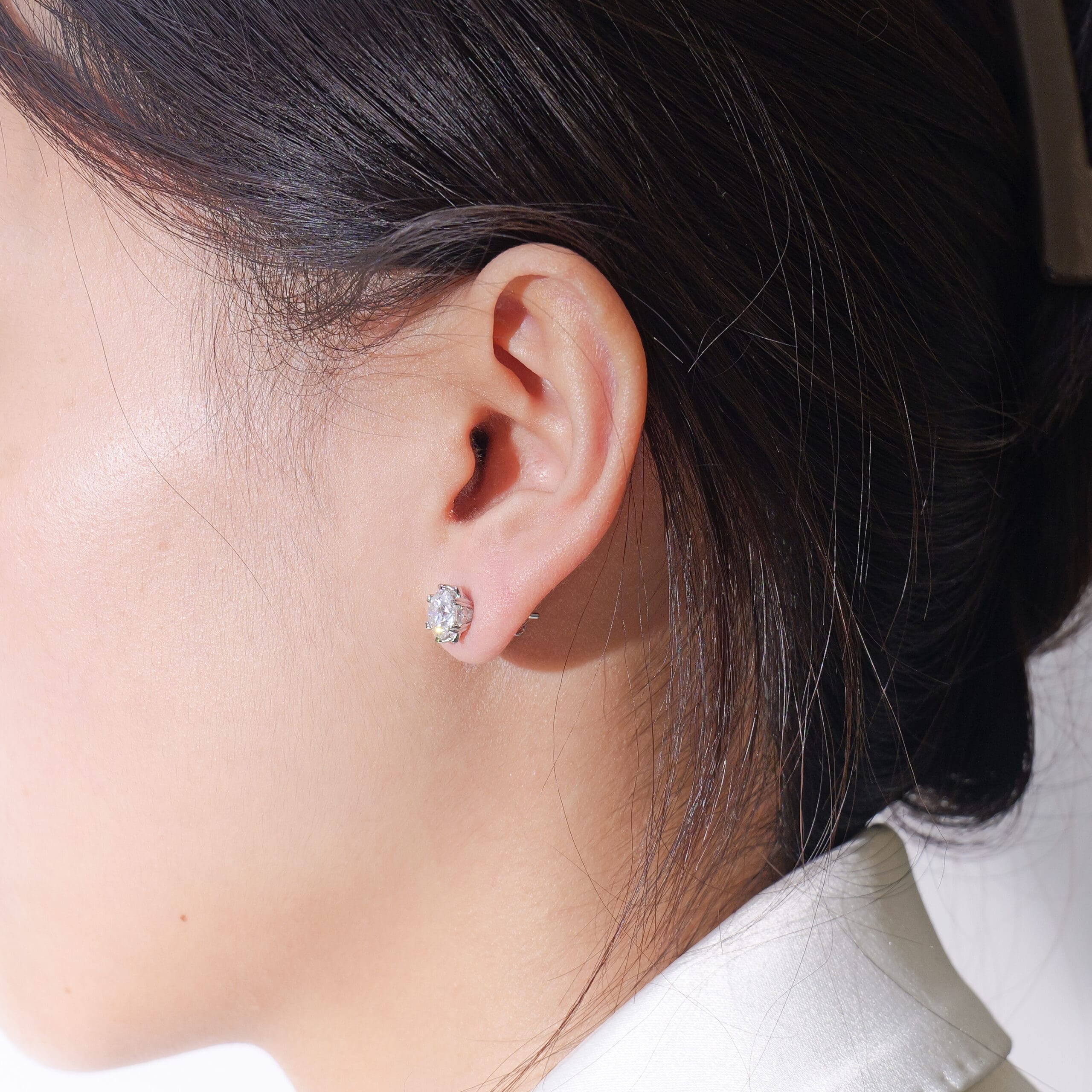 Stellar Moissanite Star Stud Earrings - 925 Silver Plated with White Gold, Heart-Shaped Prong Setting - Image 2