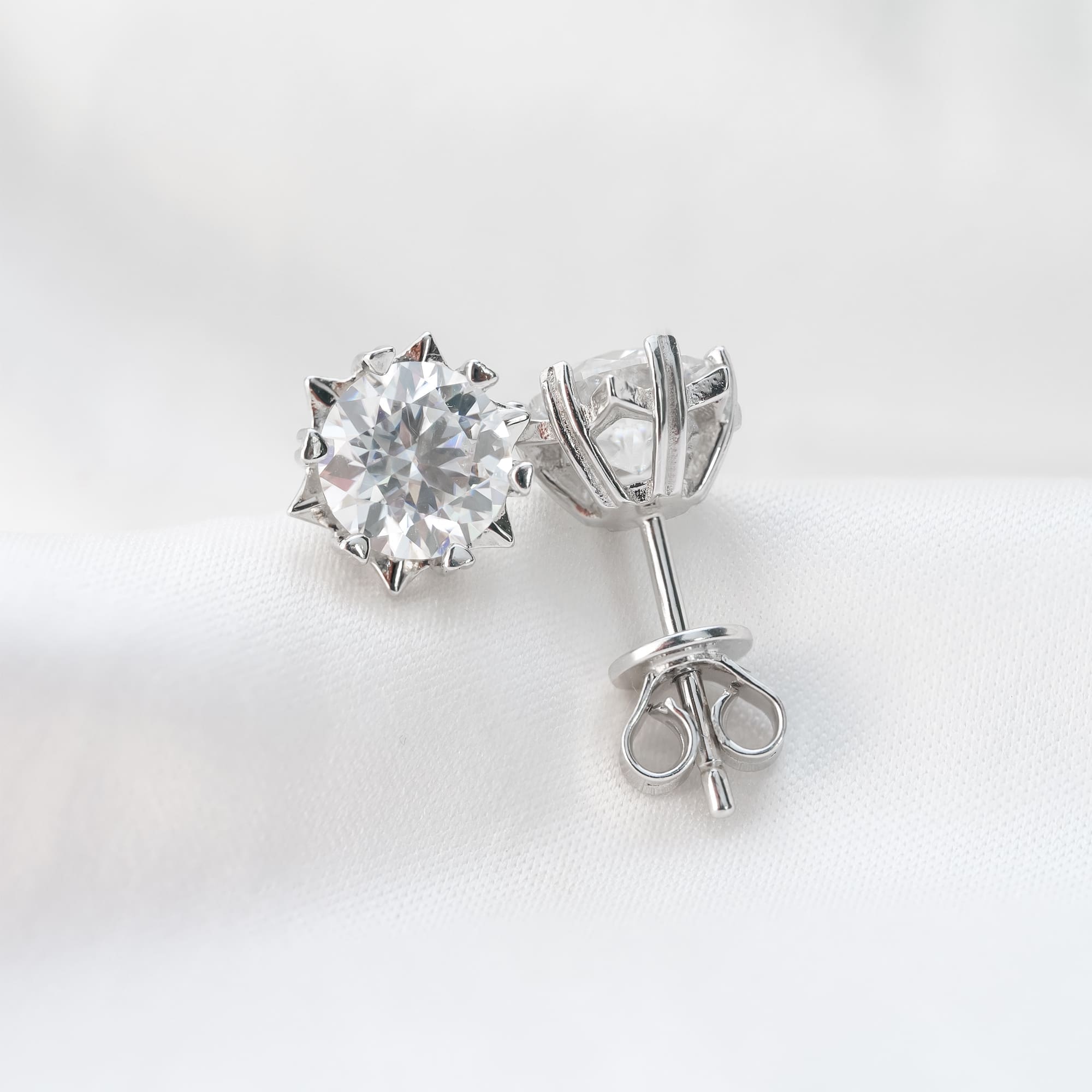 Stellar Moissanite Star Stud Earrings - 925 Silver Plated with White Gold, Heart-Shaped Prong Setting - Image 5
