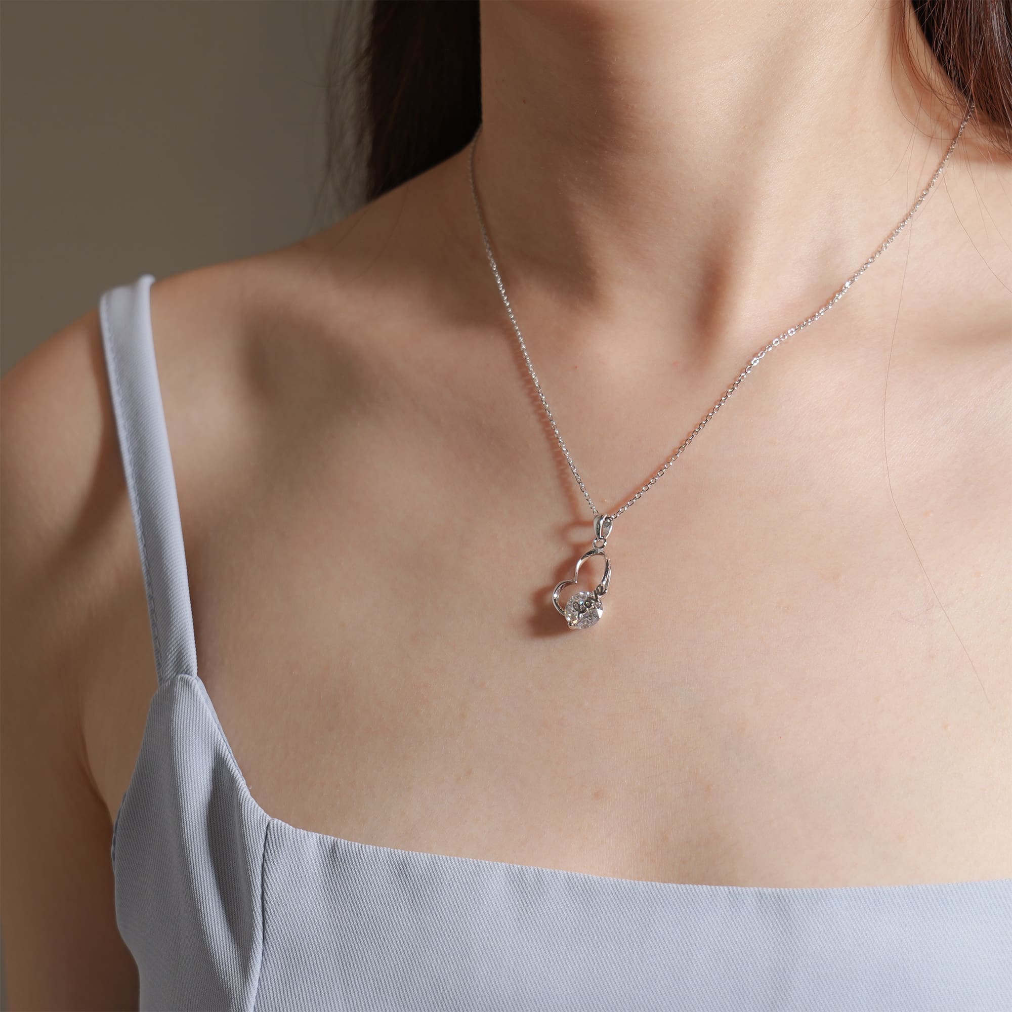 2CT Moissanite Heart-Shaped Love Pendant, 925 Silver White Gold Plated Necklace - Image 4
