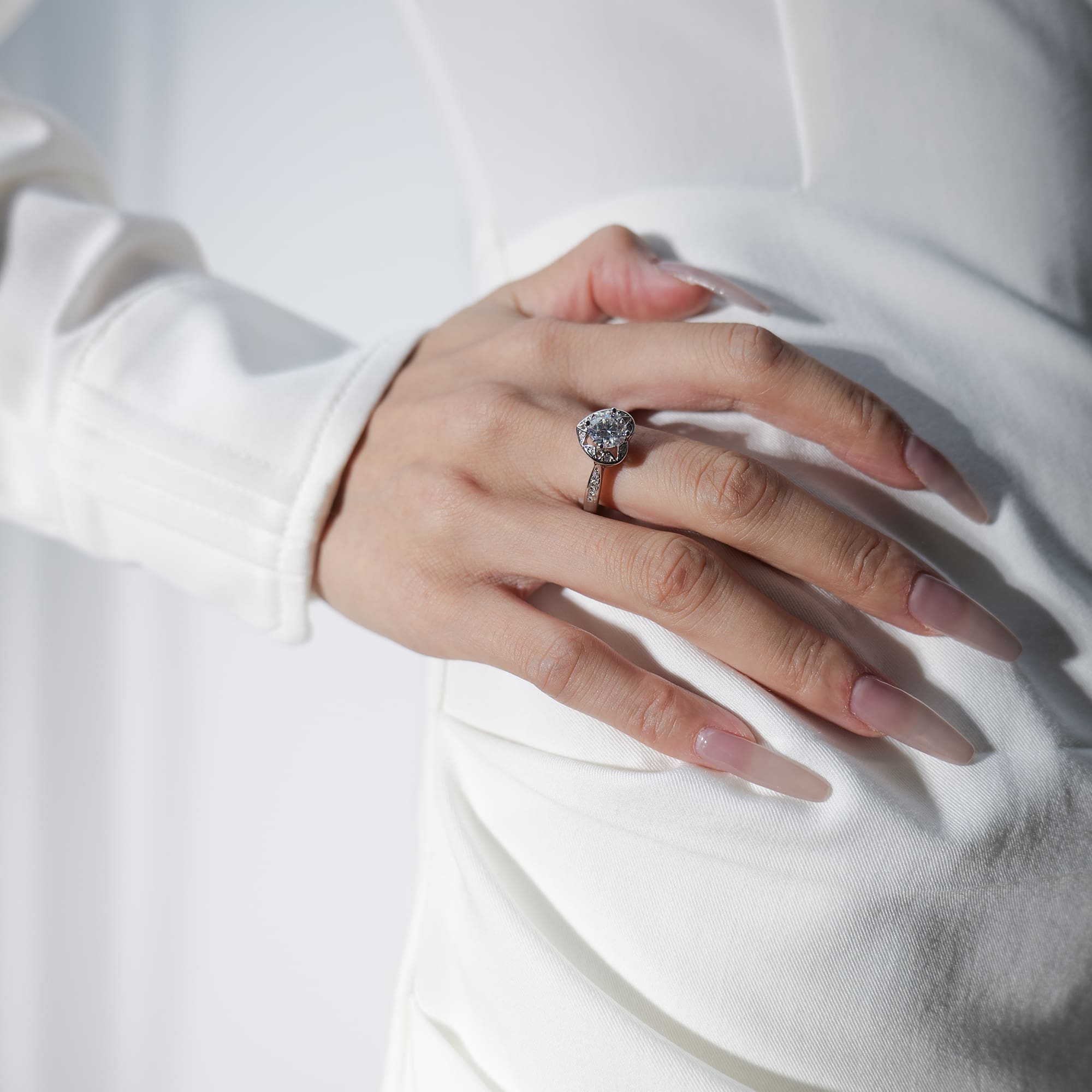 Romantic 925 Silver Heart-Shaped Engagement Ring with Brilliant Moissanite Center Stone - Image 5