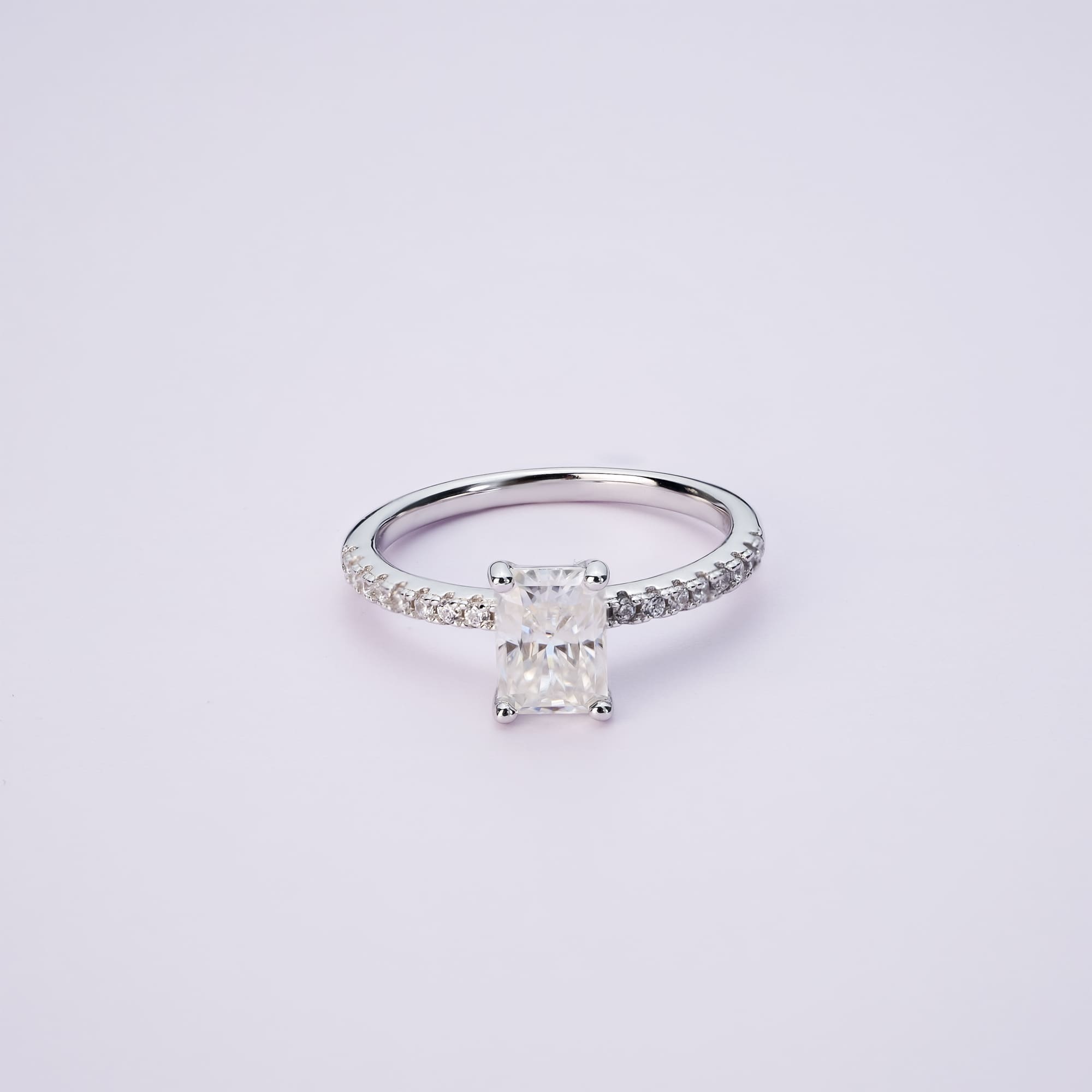 Elegant 925 Silver Radiant Cut Solitaire Moissanite Engagement Ring