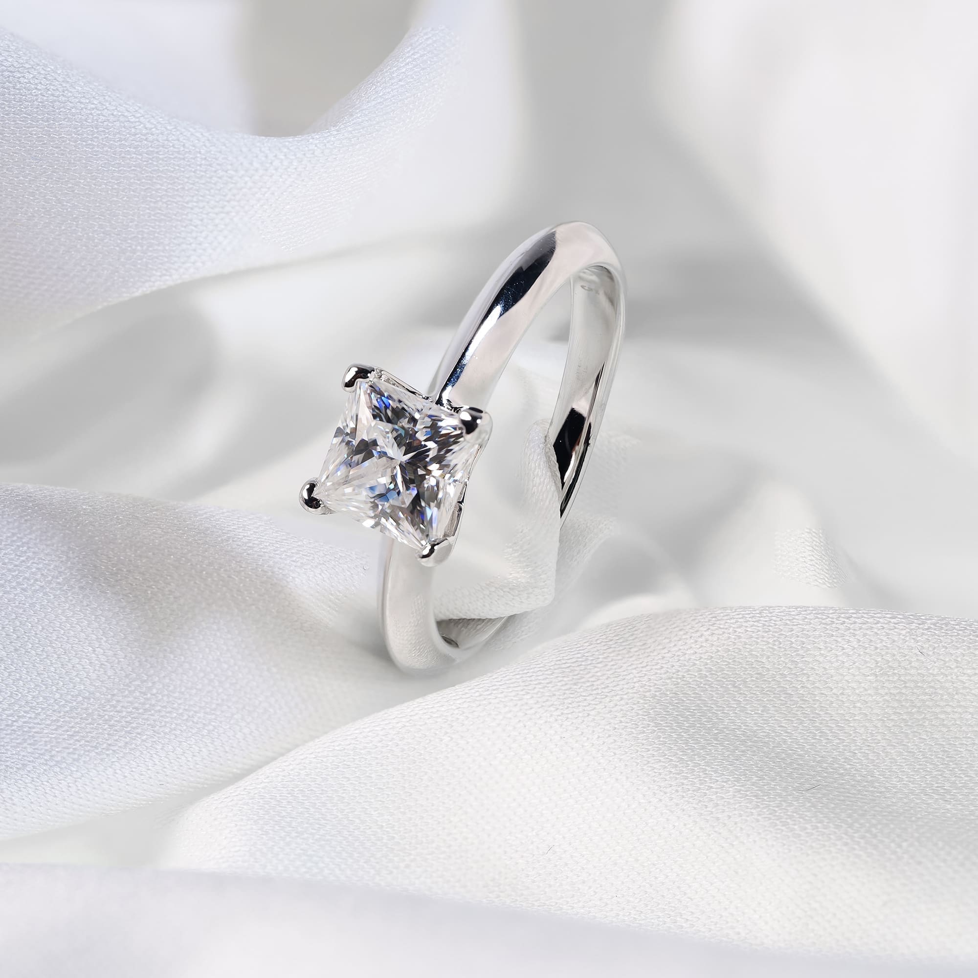 Princess Cut Moissanite Solitaire Ring in 925 White Gold Plated Silver - Image 5
